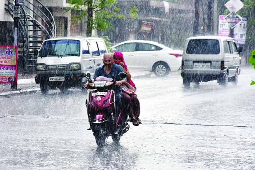 The weather turned around, with Nagpur receiving 3.8 mm of rain in the morning | वातावारण फिरलं, नागपूरमध्ये सकाळीच 3.8 मिलिमीटर पावसाची नोंद