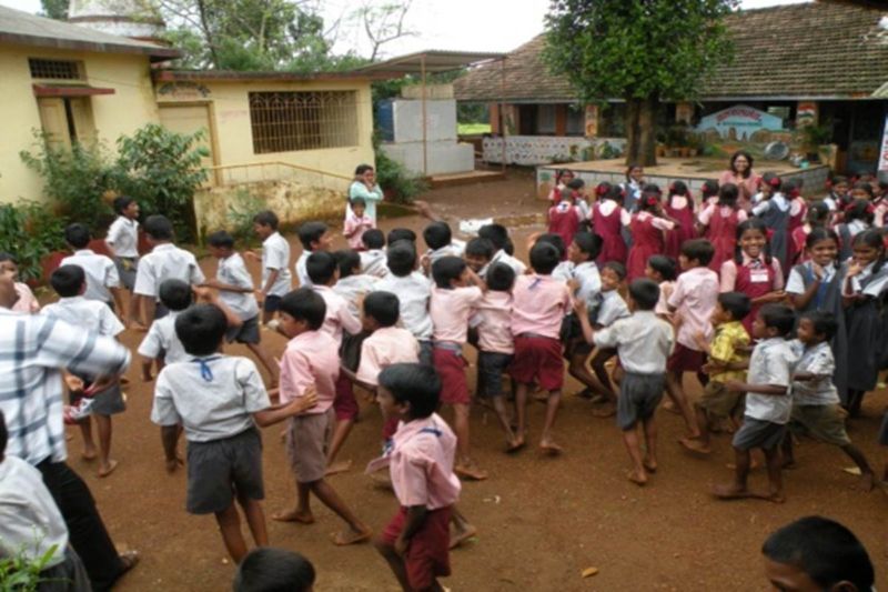 The dress code of Nagpur Zilla Parishad schools will be common | नागपूर जिल्हा परिषदेच्या शाळांचा ड्रेसकोड राहणार कॉमन