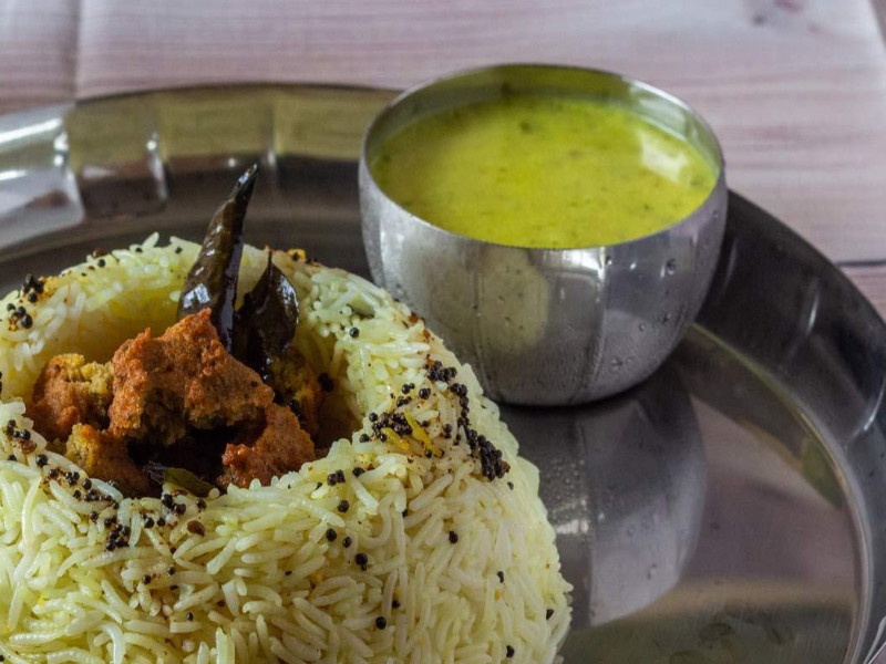 Famous Nagpuri recipe Vada Bhat | अस्सल नागपूरी वडाभात म्हणजे निव्वळ सुख !