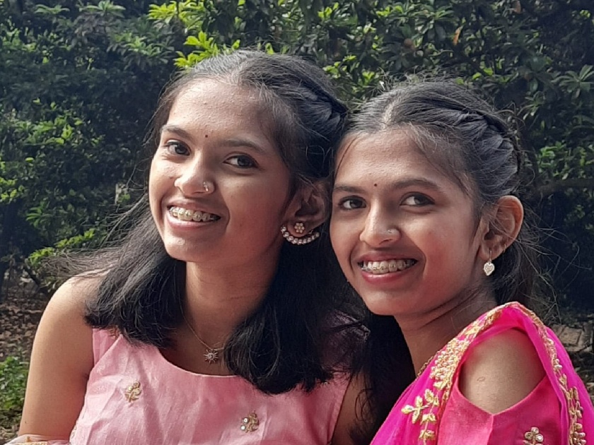 Twin sisters from Kolhapur have the same score in the 10th exam | दहावी परीक्षेत कोल्हापुरातील जुळ्या बहिणींना समान गुण!