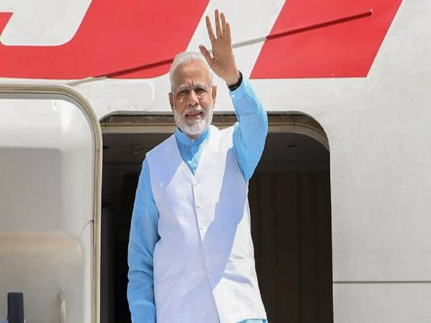 PM Narendra Modi leaves for a visit to France, will participate in the Bastille Day celebrations! | नरेंद्र मोदी फ्रान्स दौऱ्यासाठी रवाना, बॅस्टिल-डे सोहळ्यात होणार सहभागी!