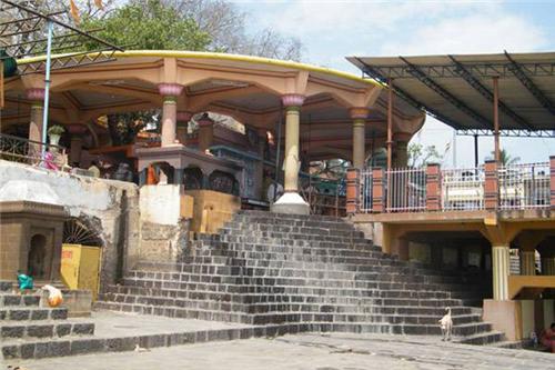 Start immediately to visit Shri Datta Mandir at Shri Kshetra Nrusinhwadi | श्री क्षेत्र नृसिंहवाडी येथील श्री दत्त मंदिर दर्शनासाठी तातडीने सुरू करा
