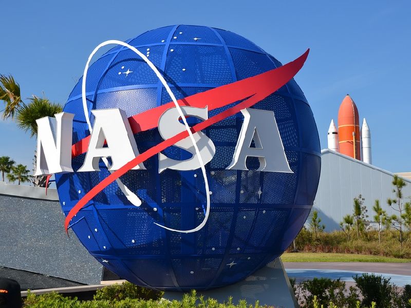  NASA's ship for the study of Mars was shocked | मंगळ अभ्यासासाठी ‘नासा’चे यान झेपावले