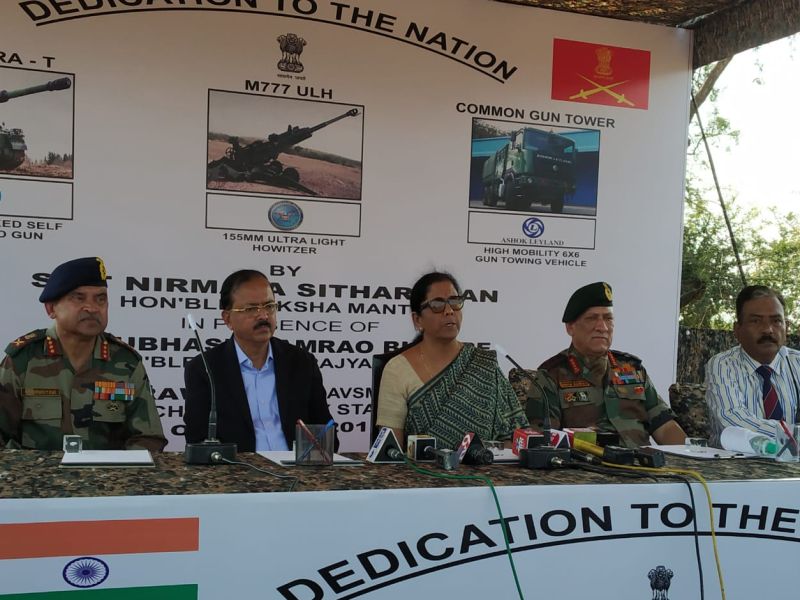 Indian Army inducts K9 Vajra, M777 howitzers, first guns since Bofors | 'बोफोर्स'नंतर भारतीय सैन्याला मिळाल्या होवित्झर अन् वज्र