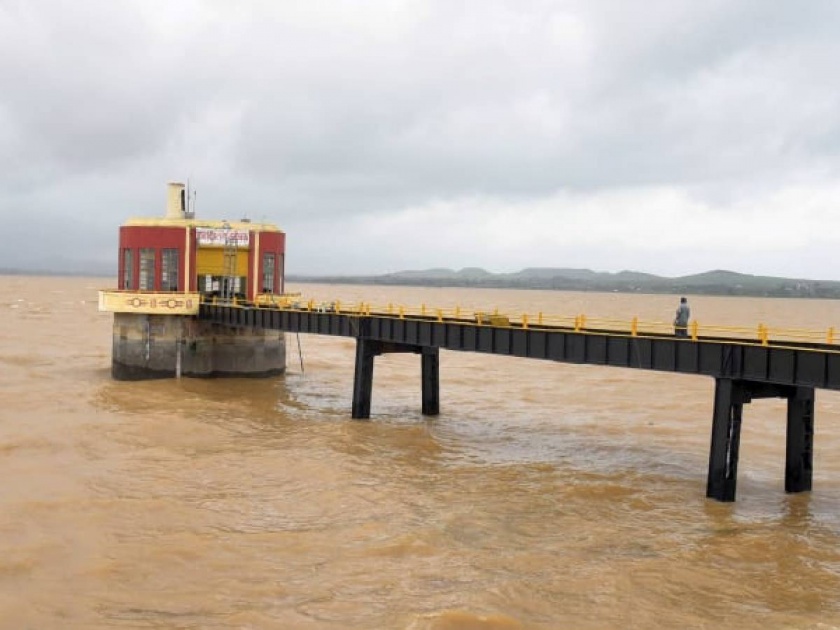 Drop by drop filled the Gangapur Dam of Nashik; Water storage reached 91 percent! | थेंबे थेंबे नाशिकचे गंगापुर धरण भरे; जलसाठा पोहचला ९१ टक्क्यांवर!
