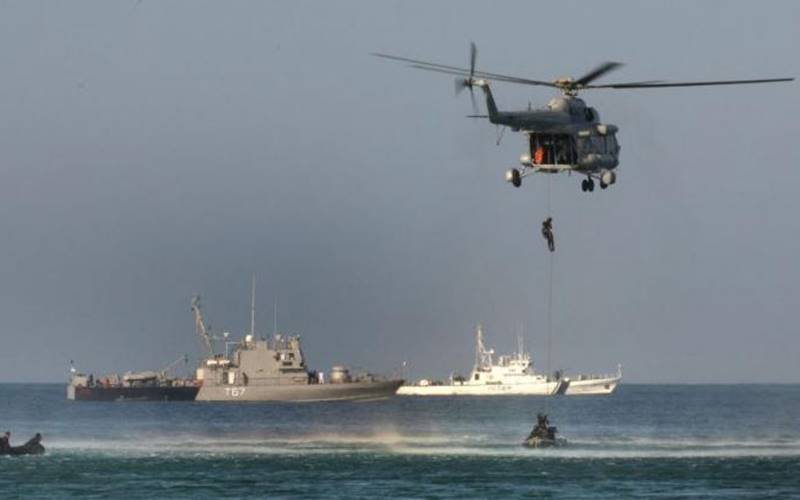 24 helicopters purchase for Navy; 17,500 crores of transactions will be done | नौदलासाठी २४ हेलिकॉप्टरची खरेदी; १७,५०० कोटींचा व्यवहार होणार