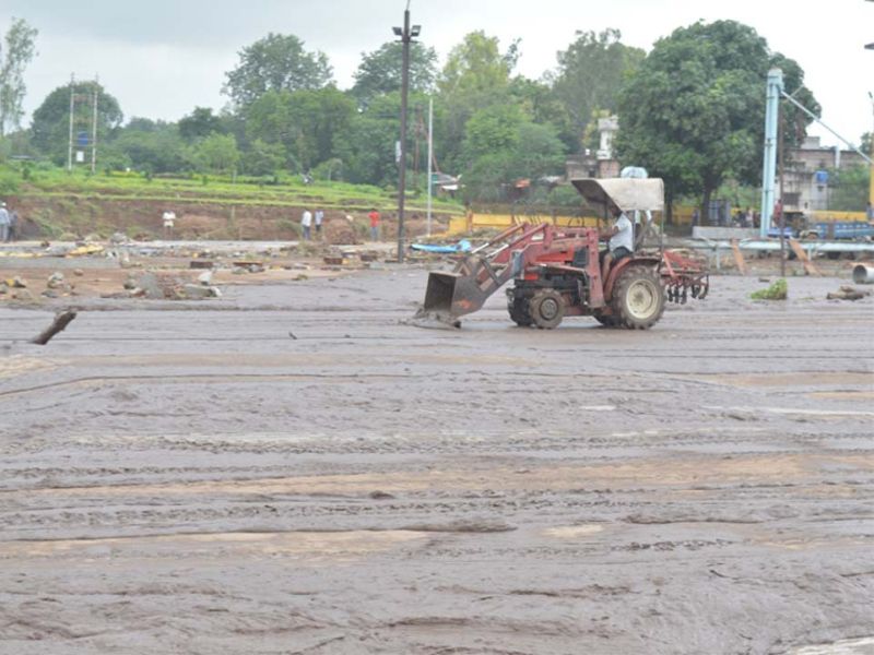 The losses of old industrial projects of Rangawali | रंगावलीच्या पुराने औद्योगिक प्रकल्पांचेही नुकसान