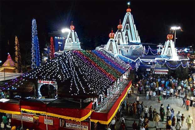 Dandiya is forbidden in Navratri festival | नवरात्रौत्सवात दांडियाला मनाई, महापालिका प्रशासनाची नियमावली