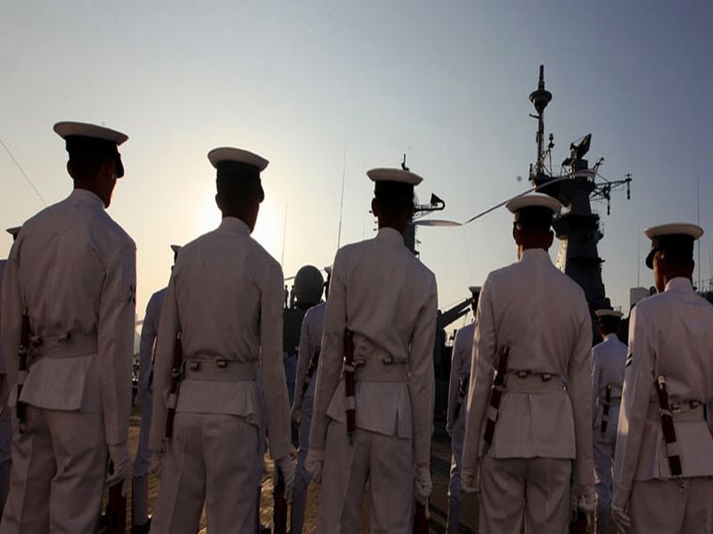 Seychelles parliament blocks planned Indian naval base on remote island | मोदींच्या परराष्ट्रनितीला धक्का, चिमुकल्या सेशेल्सने अडवला भारतीय नौदलाचा मार्ग