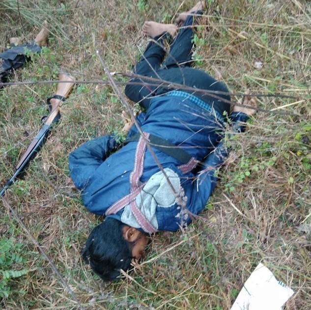 8 naxalite killed in encounter in Telangana forest | तेलंगणाच्या जंगलात झालेल्या चकमकीत 8 नक्षलवाद्यांचा खात्मा