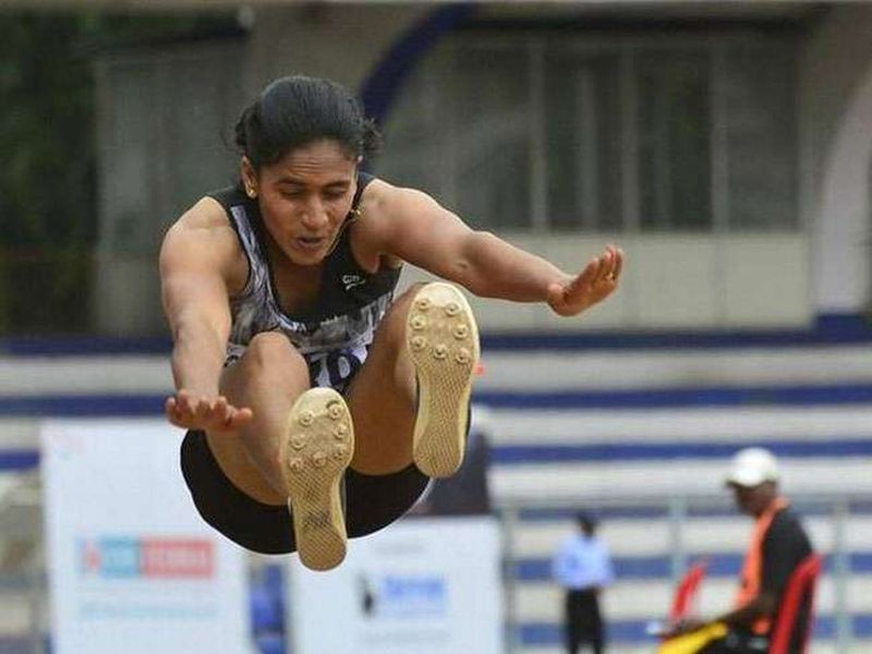 Asian Games 2018: India's neena varakil won Silver medal in long jump | Asian Games 2018: भारताच्या नीना वरकिलला लांब उडीमध्ये रौप्यपदक