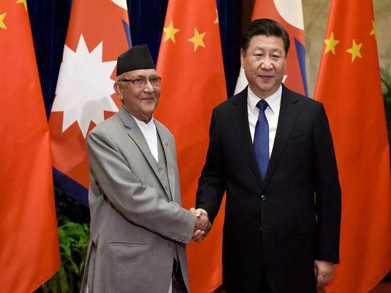 Nepal's Prime Minister will keep China, Shiv Sena's scuffle against Oli coming from Ayodhya | नेपाळचे पंतप्रधान चीनची रखेल, अयोध्येवरून बरळणाऱ्या ओलींविरोधात शिवसेनेचा घणाघात