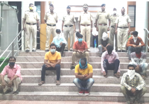 Raid on gambling den in Nagpur on Tuesday: Ten gamblers arrested | नागपुरातील बिनाकी मंगळवारीत जुगार अड्ड्यावर छापा : दहा जुगारी जेरबंद