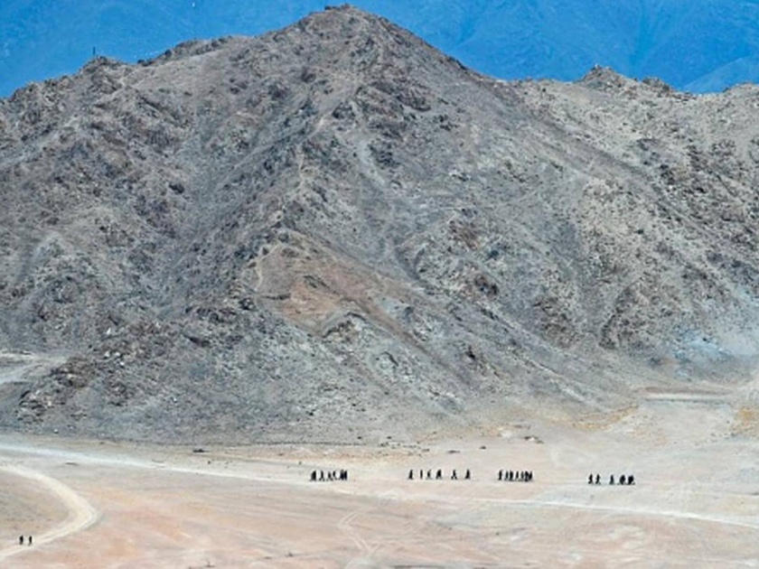 china withdraws around 10000 troops from depth areas near lac in eastern ladakh | लडाखमध्ये घसरला 'पारा', चीनचे 'वाजले बारा'; थंडीमुळे १० हजार सैनिक हटले मागे