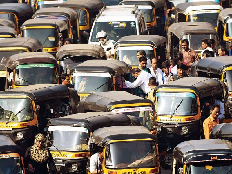auto rickshaw and taxi fare hike should be reconsidered demand of Mumbai Consumer Panchayat to the government | रिक्षा, टॅक्सी भाडेवाढीचा फेरविचार व्हावा, त्याऐवजी सुचविण्यात आले 'हे' तीन पर्याय...