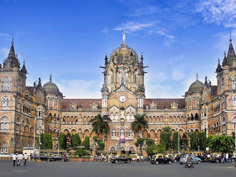 mumbai chhatrapati shivaji maharaj terminus awarded Gold Certification by Indian Green Building Council | मुंबईच्या शिरपेचात मानाचा तुरा! 'सीएसएमटी' स्टेशनला ग्रीन बिल्डिंग काऊन्सिलचं सुवर्ण प्रमाणपत्र