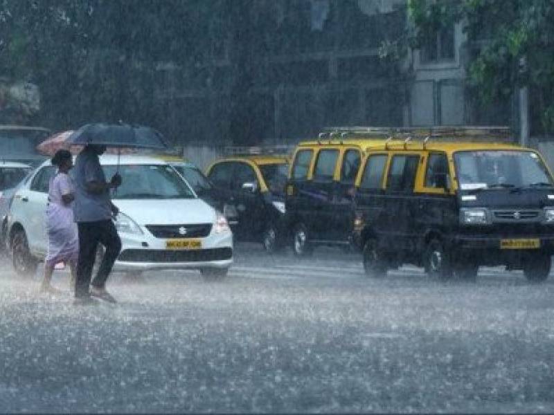 Mumbai Rain next three hours heavy rainfall be careful Meteorological Department alert | Mumbai Rain: काळजी घ्या! पुढील तीन तास धोक्याचे, अतिवृष्टीची शक्यता; हवामान विभागाचा सतर्कतेचा इशारा 