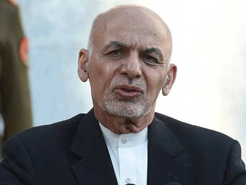 UAE Ministry of Foreign Affairs confirms president Ashraf Ghani and his family into the country on humanitarian grounds | Afghanistan Crisis: अफगाणिस्तानचे राष्ट्रपती अशरफ गनी नेमके कुठे आहेत? माहिती आली समोर, 'या' देशानं दिलाय आसरा