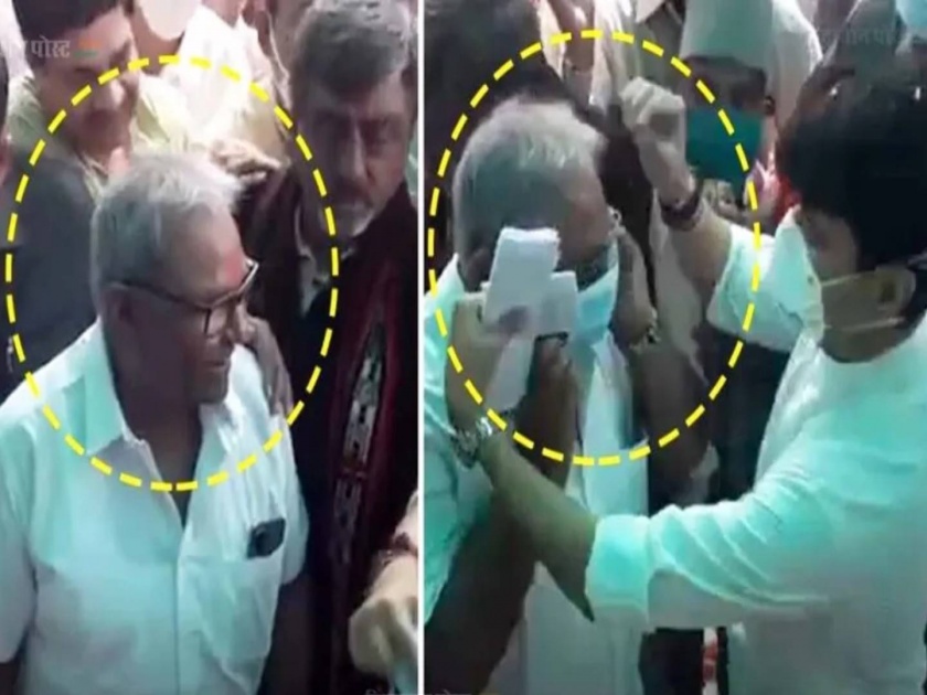 Union minister Jyotiraditya Scindia gives his used mask to a person to wear bizarre video goes viral | ...अन् केंद्रीय मंत्री सिंधियांनी स्वत:चा मास्क माजी मंत्र्याला घातला; व्हिडीओ व्हायरल