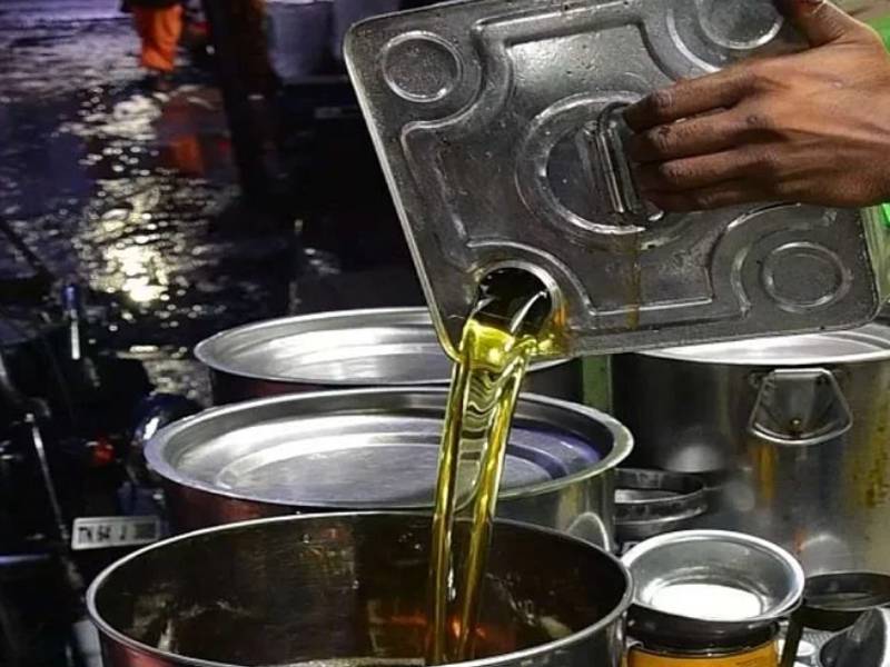 Government of India scraps basic customs duty on crude varieties of palm soyabean and sunflower oil till March 31 also cuts agri cess | सर्वसामान्यांसाठी खूशखबर! खाद्यतेलाचा दर कमी करण्यासाठी सरकारकडून करात मोठी कपात