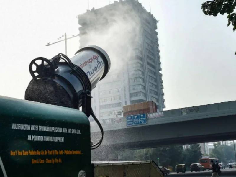 delhi pollution supreme court hearing rebuke delhi government lockdown | Delhi Pollution: 'आम्हाला कठोर निर्णय घेण्यास भाग पाडू नका'; प्रदूषणाच्या गंभीर समस्येवर सुप्रीम कोर्टानं केजरीवाल सरकारला सुनावलं