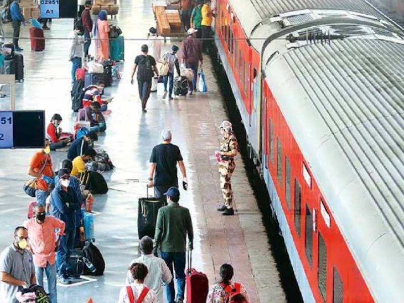 indian railways looking to turn general coaches into ac compartments | Indian Railways: जनरल डब्ब्यांबाबत रेल्वेनं घेतला मोठा निर्णय, आता मिळणार जबरदस्त सुविधा