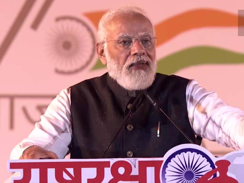 Pm modi attack on up earlier government over development work in bundelkhand | PM Modi: 'ते लूटमार करायला कधी थकले नाहीत अन् आम्ही कामं करायला'; मोदींचा विरोधकांवर निशाणा