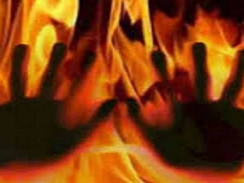 old woman burnt alive on charges of witchcraft Shocking incident happened in Simdega Jharkhand | धक्कादायक! चेटकीण समजून गावकऱ्यांनी वृद्ध महिलेला जिवंत जाळलं अन्...