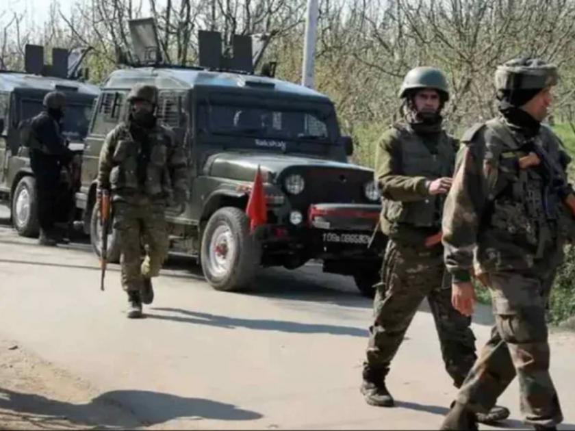 Terrorist fired upon one policeman Saifullah Qadri in Soura Anchar area srinagar jammu kashmir | BREAKING: श्रीनगरमध्ये दहशतवादी हल्ला, रुग्णालयात घुसून पोलिसाची गोळ्या झाडून हत्या; चिमुकली मुलगीही गंभीर जखमी
