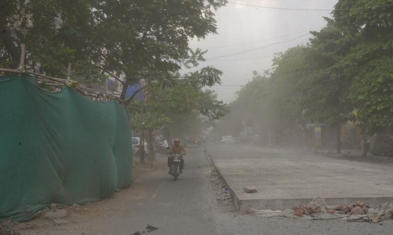 Rain in Nagpur, Chandrapur, warning of rain again in a week | नागपूर, चंद्रपुरात पावसाची हजेरी,आठवड्यात पुन्हा पावसाचा इशारा