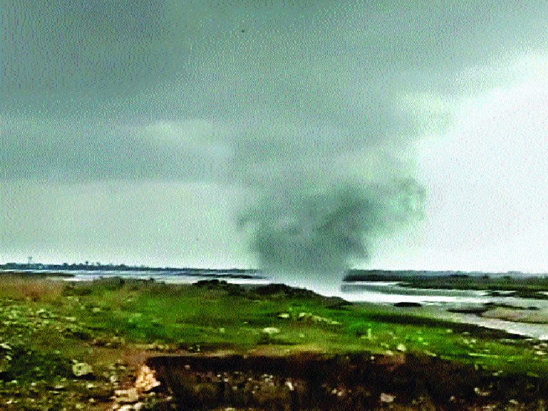  The 'she' incident in Nazrul, 'Water Spot' | नाझरेतील ‘ती’ घटना ‘वॉटर स्प्रॉट’