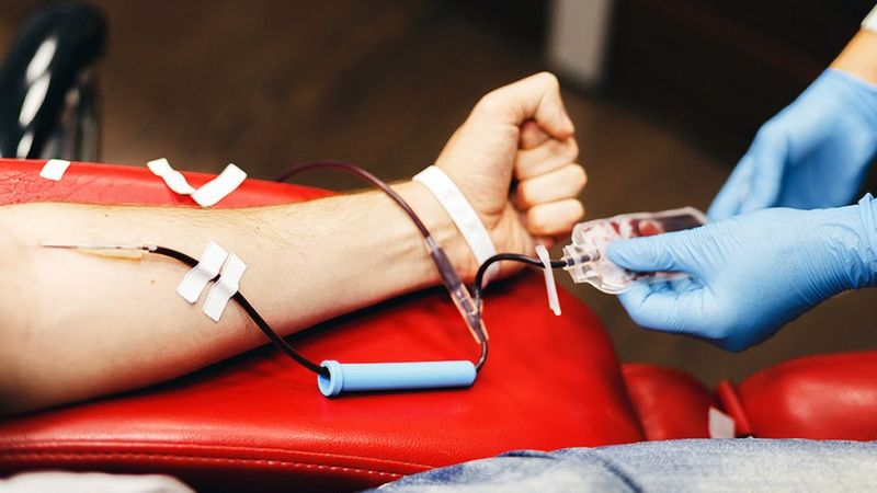 The second wave of covid hit the blood collection | कोविडच्या दुसऱ्या लाटेचा रक्तसंकलनाला फटका