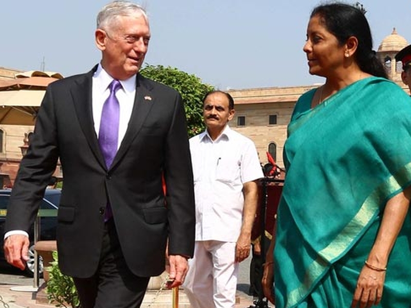 India will not send troops in Afghanistan, Union Defense Minister Nirmala Sitharaman has clarified | अफगाणिस्तानात भारत सैन्य पाठवणार नाही, केंद्रीय संरक्षण मंत्री निर्मला सीतारामन यांनी केलं स्पष्ट