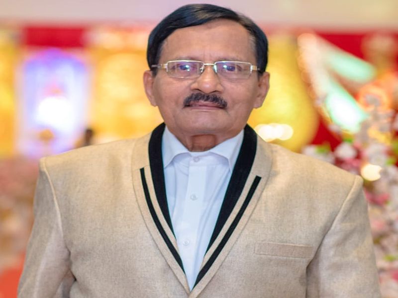 Former President of Marathi Academy Pandurang Nagvekar passes away | मराठी अकादमीचे माजी अध्यक्ष नागवेकर यांचे निधन