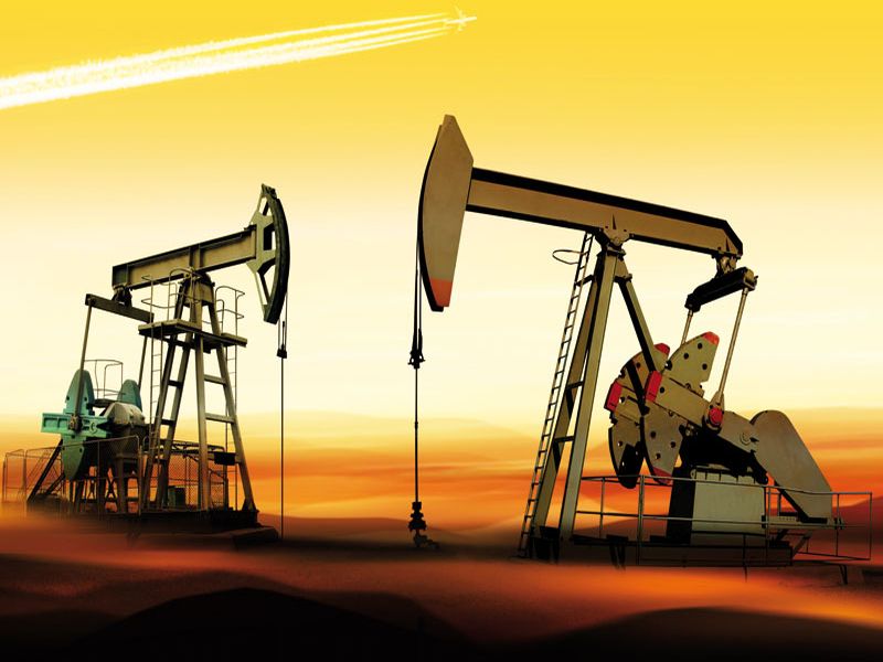 The oil companies have a turnover of 8.94 billion rupees in India in a year | तेलकंपन्यांची भारतामध्ये वर्षभरात 8 लाख 94 हजार 40 कोटींची उलाढाल 