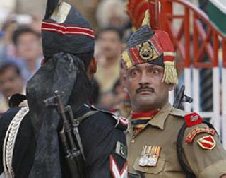 Drops of BSF to be worn on Wagah border | वाघा बॉर्डरवर दुमदूमणार बीएसएफचे ड्रम