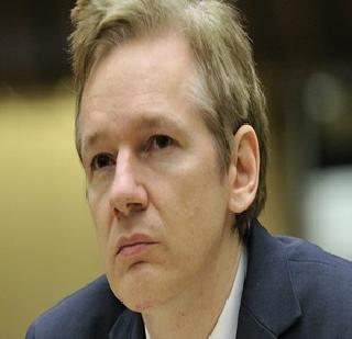 Assange left Ecuador's Embassy | असांज इक्वाडोरचा दूतावास सोडणार