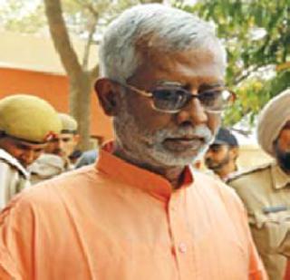 Aseemanand's bail plea for Samjhauta Express blast | समझौता एक्सप्रेस बॉम्बस्फोटाचा आरोप असलेले असीमानंद यांना जामीन मंजुर