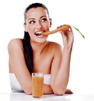 Eat carrots, apply oil. | गाजर खा, तेल लावा.