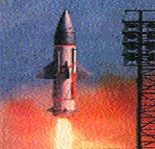 Successful test of Earth 2 missile | पृथ्वी-२ क्षेपणास्त्राची यशस्वी चाचणी