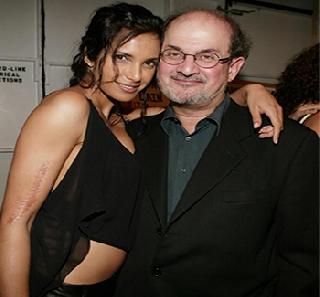 Salman Rushdie needs regular sex - Padma Lakshmi | सलमान रश्दींना नियमित सेक्स लागायचे - पद्म लक्ष्मी