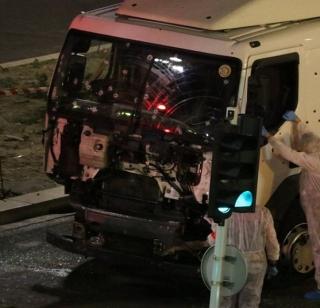 84 civilians killed in a terrorist attack in France | फ्रान्समध्ये दहशतवादी हल्ल्यात ८४ नागरिक ठार