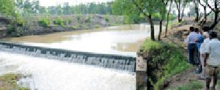 The nature of river which came to the drain in Adagawa | जलयुक्तच्या कामाने अडेगावातील नाल्याला आले नदीचे स्वरुप
