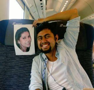 Sushma Swaraj ran for her husband only for help of honeymoon | एकटाच हनीमूनला गेलेल्या पतीच्या मदतीस धावल्या सुषमा स्वराज
