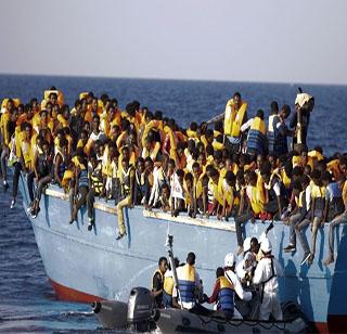 6500 refugees released with two matches from the Mediterranean Sea | भूमध्य सागरातून दोन जुळ्यांसह 6500 शरणार्थींची सुटका