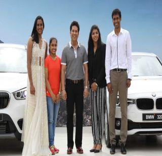 Deepa gets '25 lakhs' for handling BMW | दीपाला BMW संभाळण्यासाठी दिले '२५ लाख'