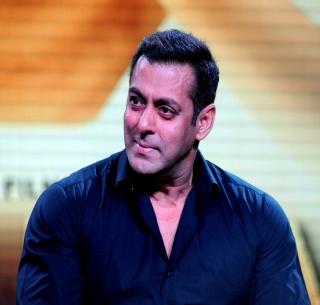 Salman missed, Netizens furious | सलमान सुटला, नेटीझन्सचा संताप