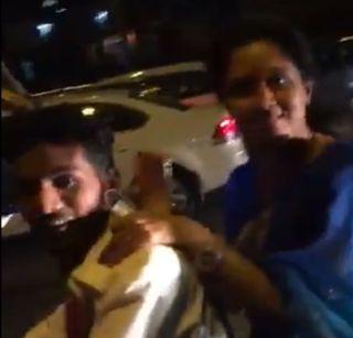 VIDEO: Supriya Sulee's Vinylmatt bikswari controversy | VIDEO: सुप्रिया सुळेंची विनाहेल्मेट बाईकस्वारी वादात