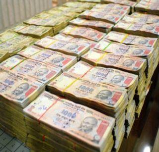 After the anniversary, a person deposited Rs 246 crore in the bank | नोटाबंदीनंतर एका व्यक्तीने बँकेत जमा केले २४६ कोटी