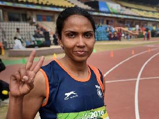 Runners will be going to Kavita Raut | धावपटू कविता राऊत होणार अधिकारी